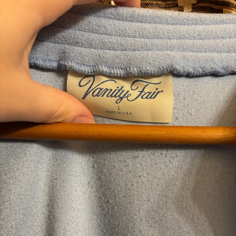Vintage Vanity Fair Night Gown / Night Dress Size Large. House Coat / Dress